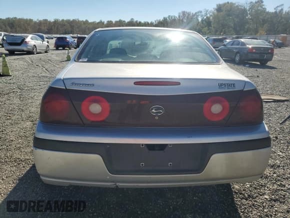 ✅ 2003 Chevrolet Impala • VIN: 2G1WF52E139218255 • Lot: 86314905. Wystawiony na Copart z przebiegiem 297 670 mil. Bezpłatny archiwum sprzedaży aukcyjnych z USA i szczegółowy raport historii pojazdu na DreamBid. Zdjęcie 6.