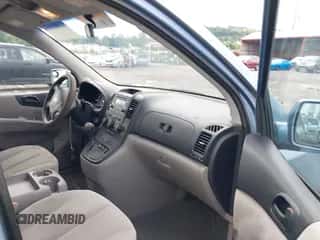 2008 Hyundai Entourage GLS z VIN KNDMC233X86048463, wystawiony jako IAAI lot #43062162 z przebiegiem 158 720 mil mil oraz . Historia ofert i sprzedaży dostępna na DreamBid. Obrazek 5.