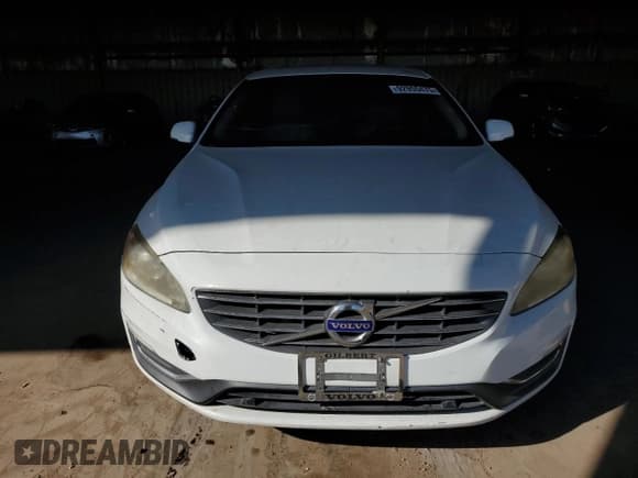 ✅ 2015 Volvo S60 T5 Drive-E Premier • VIN: YV140MFK7F2338391 • Lot: 92955475. Listed on Copart with 125,292 mi. Free auction sales archive from the USA and detailed vehicle history report at DreamBid. Image 5.