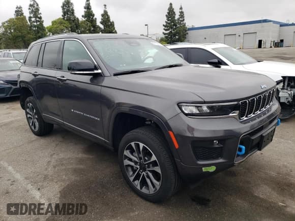 ✅ 2022 Jeep Grand Cherokee Overland • VIN: 1C4RJYD66N8760265 • Lot: 55173814. Listed on Copart with 7,175 mi. Free auction sales archive from the USA and detailed vehicle history report at DreamBid. Image 4.