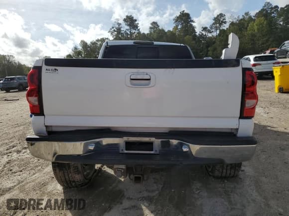 ✅ 2004 Chevrolet Silverado 2500HD LT • VIN: 1GCHC23UX4F248554 • Lot: 78928224. Listed on Copart with Not provided. Free auction sales archive from the USA and detailed vehicle history report at DreamBid. Image 6.