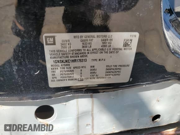 2017 Chevrolet Suburban Premier z VIN 1GNSKJKC1HR176313, wystawiony jako Copart lot #70220104 z przebiegiem 94 654 mil mil oraz Czysty tytuł • Clean title. Historia ofert i sprzedaży dostępna na DreamBid. Obrazek 14.