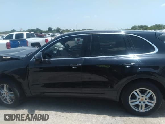 ✅ 2017 Porsche Cayenne • VIN: WP1AA2A29HKA87487 • Лот: 37181891. Опубликован ранее на IAAI с пробегом 55 735 миль. Бесплатный доступ к архиву аукционных продаж из США и подробный отчёт об истории автомобиля на DreamBid. Изображение 14.