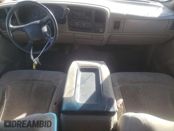 ✅ 2001 Chevrolet Silverado 1500 LS • VIN: 2GCEC19VX11172107 • Лот: 77224304. Опубликован ранее на Copart с пробегом 220 513 миль. Бесплатный доступ к архиву аукционных продаж из США и подробный отчёт об истории автомобиля на DreamBid. Изображение 8.