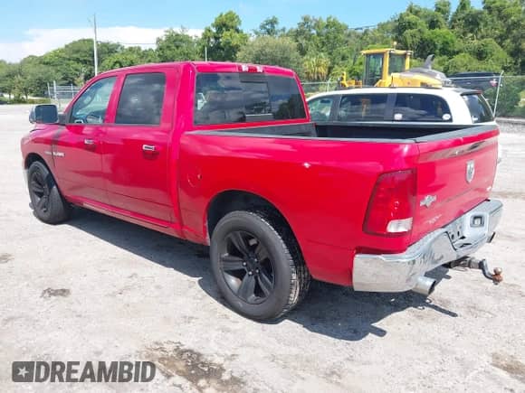 2010 Dodge 1500 Laramie с VIN 1D7RB1CT2AS145209, выставлен на аукционе IAAI как лот 43006619 с пробегом 212 051 миль миль и . История ставок и продаж доступна на DreamBid. Изображение 3.