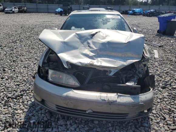 ✅ 1998 Lexus ES 300 • VIN: JT8BF28GXW5024000 • Лот: 81524335. Опубликован ранее на Copart с пробегом 247 250 миль. Бесплатный доступ к архиву аукционных продаж из США и подробный отчёт об истории автомобиля на DreamBid. Изображение 5.