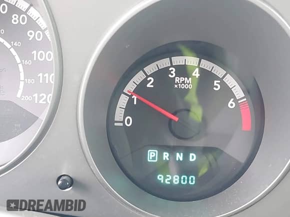 2010 Dodge Avenger SXT z VIN 1B3CC4FDXAN193611, wystawiony jako IAAI lot #41798586 z przebiegiem 92 800 mil mil oraz . Historia ofert i sprzedaży dostępna na DreamBid. Obrazek 15.