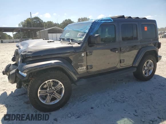✅ 2018 Jeep Wrangler Unlimited Sahara • VIN: 1C4HJXEN5JW302217 • Lot: 84819885. Wystawiony na Copart z przebiegiem 106 687 mil. Bezpłatny archiwum sprzedaży aukcyjnych z USA i szczegółowy raport historii pojazdu na DreamBid. Zdjęcie 1.