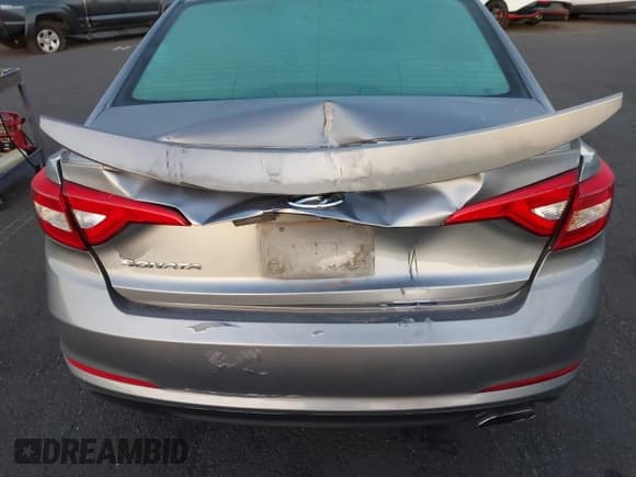 ✅ 2017 Hyundai Sonata 2.4L • VIN: 5NPE24AF9HH574816 • Лот: 43352577. Опубликован ранее на IAAI с пробегом 258 106 миль. Бесплатный доступ к архиву аукционных продаж из США и подробный отчёт об истории автомобиля на DreamBid. Изображение 6.