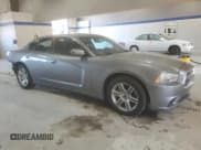 ✅ 2011 Dodge Charger Rallye • VIN: 2B3CL3CG7BH597355 • Лот: 70830125. Опубликован ранее на Copart с пробегом 196 196 миль. Бесплатный доступ к архиву аукционных продаж из США и подробный отчёт об истории автомобиля на DreamBid. Изображение 4.