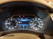 ✅ 2015 Nissan Murano Platinum • VIN: 5N1AZ2MH7FN282814 • Lot: 41719983. Listed on IAAI with 220,000 mi. Free auction sales archive from the USA and detailed vehicle history report at DreamBid. Image 7.