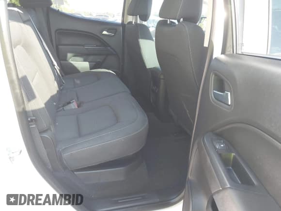 ✅ 2018 Chevrolet Colorado 2WD LT • VIN: 1GCGSCEN4J1163969 • Lot: 43756602. Wystawiony na IAAI z przebiegiem 71 243 mil. Bezpłatny archiwum sprzedaży aukcyjnych z USA i szczegółowy raport historii pojazdu na DreamBid. Zdjęcie 8.