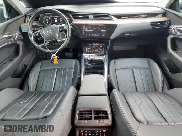 ✅ 2019 Audi e-tron Premium Plus • VIN: WA1LAAGE8KB024694 • Lot: 54429195. Listed on Copart with 46,534 mi. Free auction sales archive from the USA and detailed vehicle history report at DreamBid. Image 8.