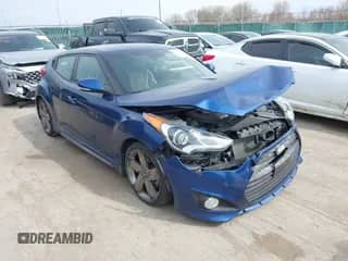 2015 Hyundai Veloster Turbo R-Spec с VIN KMHTC6AE1FU241628, выставлен на аукционе IAAI как лот 42013008 с пробегом 110 357 миль миль и . История ставок и продаж доступна на DreamBid. Изображение 1.