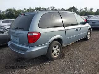 ✅ 2005 Dodge Caravan SXT • VIN: 2D4GP44L85R459346 • Lot: 43349260. Listed on IAAI with Not provided. Free auction sales archive from the USA and detailed vehicle history report at DreamBid. Image 4.