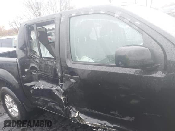 ✅ 2016 Nissan Frontier Pro-4X • VIN: 1N6AD0EV6GN724668 • Lot: 43566104. Wystawiony na IAAI z przebiegiem 93 802 mil. Bezpłatny archiwum sprzedaży aukcyjnych z USA i szczegółowy raport historii pojazdu na DreamBid. Zdjęcie 13.