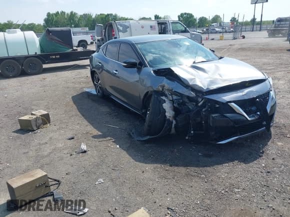 ✅ 2022 Nissan Maxima SV • VIN: 1N4AA6CV4NC502047 • Лот: 42073262. Опубликован ранее на IAAI с пробегом 54 530 миль. Бесплатный доступ к архиву аукционных продаж из США и подробный отчёт об истории автомобиля на DreamBid. Изображение 1.