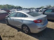 ✅ 2017 Chevrolet Cruze LS • VIN: 1G1BC5SM7H7225721 • Lot: 47560753. Listed on Copart with 77,265 mi. Free auction sales archive from the USA and detailed vehicle history report at DreamBid. Image 2.