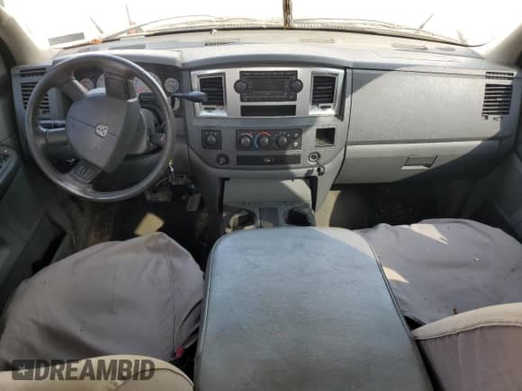 2008 Dodge 1500 SLT z VIN 1D7HU18208S548024, wystawiony jako Copart lot #64577494 z przebiegiem 203 264 mil mil oraz Szkoda całkowita • Salvage title. Historia ofert i sprzedaży dostępna na DreamBid. Obrazek 8.