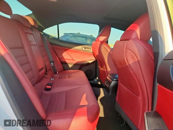 ✅ 2019 Lexus IS 300 F Sport • VIN: JTHBA1D24K5087011 • Lot: 84052165. Listed on Copart with 75,549 mi. Free auction sales archive from the USA and detailed vehicle history report at DreamBid. Image 10.