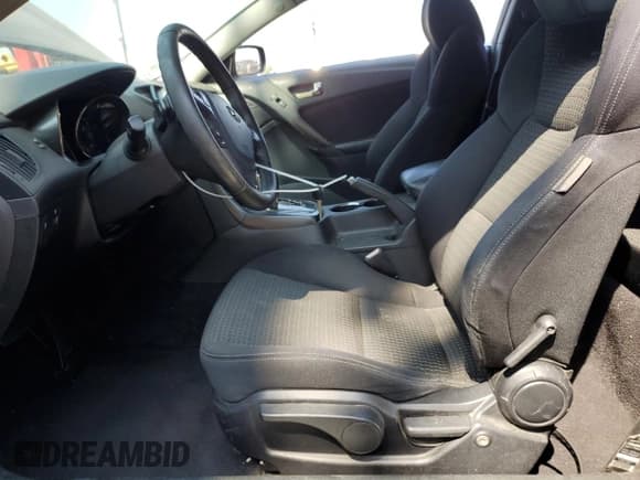 ✅ 2011 Hyundai Genesis Coupe • VIN: KMHHT6KD3BU044983 • Lot: 59171945. Wystawiony na Copart z przebiegiem 117 334 mil. Bezpłatny archiwum sprzedaży aukcyjnych z USA i szczegółowy raport historii pojazdu na DreamBid. Zdjęcie 7.