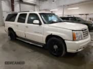 ✅ 2006 Cadillac Escalade ESV • VIN: 3GYFK66N36G104541 • Lot: 54053405. Wystawiony na Copart z przebiegiem 239 390 mil. Bezpłatny archiwum sprzedaży aukcyjnych z USA i szczegółowy raport historii pojazdu na DreamBid. Zdjęcie 4.