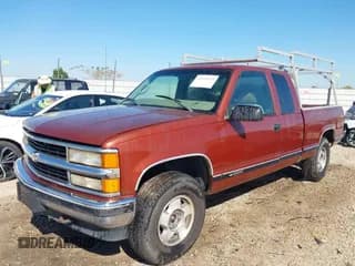 ✅ 1998 Chevrolet Silverado 1500 • VIN: 1GCEK19M2WE205293 • Lot: 43619525. Wystawiony na IAAI z przebiegiem 202 660 mil. Bezpłatny archiwum sprzedaży aukcyjnych z USA i szczegółowy raport historii pojazdu na DreamBid. Zdjęcie 2.