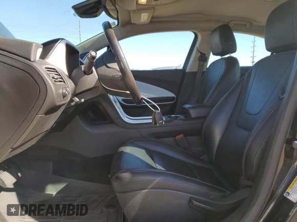 ✅ 2015 Chevrolet Volt • VIN: 1G1RB6E47FU109212 • Lot: 77623104. Wystawiony na Copart z przebiegiem 93 264 mil. Bezpłatny archiwum sprzedaży aukcyjnych z USA i szczegółowy raport historii pojazdu na DreamBid. Zdjęcie 7.