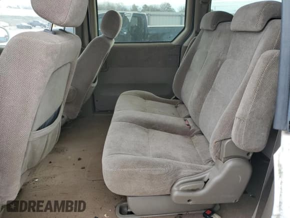 ✅ 2002 Kia Sedona LX • VIN: KNDUP131326320226 • Lot: 42018795. Listed on Copart with 178,935 mi. Free auction sales archive from the USA and detailed vehicle history report at DreamBid. Image 11.