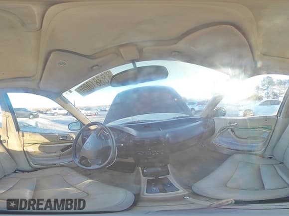 ✅ 1993 Honda Accord • VIN: 1HGCB7671PA096778 • Lot: 83810024. Wystawiony na Copart z przebiegiem 105 088 mil. Bezpłatny archiwum sprzedaży aukcyjnych z USA i szczegółowy raport historii pojazdu na DreamBid. Zdjęcie 13.