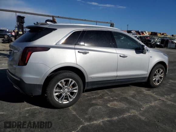 ✅ 2020 Cadillac XT5 Premium Luxury FWD • VIN: 1GYKNCRS7LZ128083 • Лот: 47417475. Опубликован ранее на Copart с пробегом 66 115 миль. Бесплатный доступ к архиву аукционных продаж из США и подробный отчёт об истории автомобиля на DreamBid. Изображение 3.