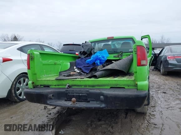 ✅ 2003 Chevrolet S-10 LS • VIN: 1GCCS14X138275192 • Лот: 41706439. Опубликован ранее на IAAI с пробегом Не указан. Бесплатный доступ к архиву аукционных продаж из США и подробный отчёт об истории автомобиля на DreamBid. Изображение 16.