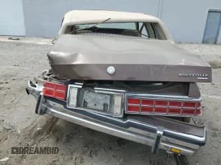 ✅ 1981 Pontiac Bonneville • VIN: 2G2AN37Y8B1705742 • Lot: 54714325. Wystawiony na Copart z przebiegiem 76 898 mil. Bezpłatny archiwum sprzedaży aukcyjnych z USA i szczegółowy raport historii pojazdu na DreamBid. Zdjęcie 6.