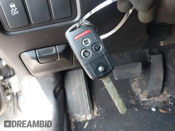 ✅ 2011 Acura TSX • VIN: JH4CU2F65BC011424 • Lot: 43206921. Wystawiony na IAAI z przebiegiem 145 023 mil. Bezpłatny archiwum sprzedaży aukcyjnych z USA i szczegółowy raport historii pojazdu na DreamBid. Zdjęcie 11.