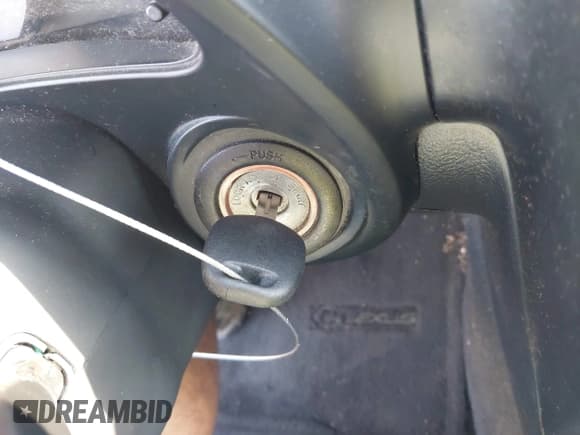 ✅ 2002 Lexus IS 300/350 • VIN: JTHBD192020042483 • Lot: 43154150. Listed on IAAI with 185,130 mi. Free auction sales archive from the USA and detailed vehicle history report at DreamBid. Image 11.