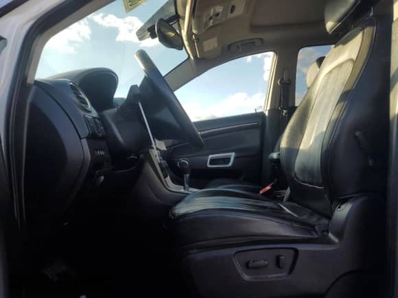 2015 Chevrolet Captiva Sport LT с VIN 3GNAL3EK7FS518932, выставлен на аукционе Copart как лот 83229244 с пробегом 134 398 миль миль и Списание • Salvage title. История ставок и продаж доступна на DreamBid. Изображение 7.