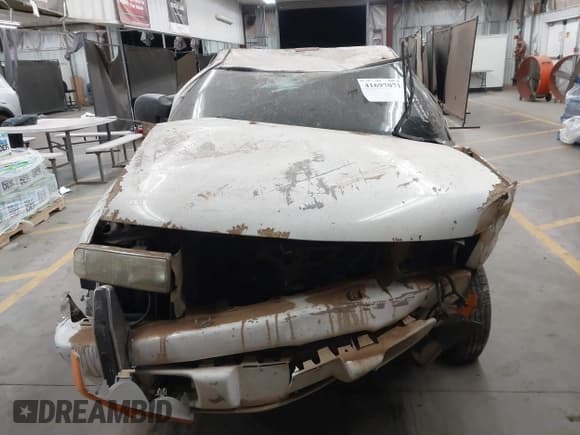 ✅ 1999 Chevrolet S-10 • VIN: 1GCCS1446X8136946 • Лот: 41697071. Опубликован ранее на IAAI с пробегом 167 277 миль. Бесплатный доступ к архиву аукционных продаж из США и подробный отчёт об истории автомобиля на DreamBid. Изображение 11.