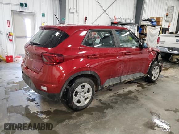 ✅ 2024 Hyundai Venue Essential • VIN: KMHRB8A33RU342021 • Lot: 43207795. Listed on Copart with 2,355 mi. Free auction sales archive from the USA and detailed vehicle history report at DreamBid. Image 3.