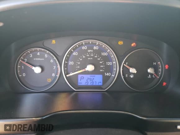 ✅ 2012 Hyundai Santa Fe SE • VIN: 5XYZH4AG5CG122256 • Lot: 80942864. Listed on Copart with 191,971 mi. Free auction sales archive from the USA and detailed vehicle history report at DreamBid. Image 9.