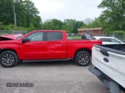✅ 2021 Chevrolet Silverado 1500 RST • VIN: 3GCUYEEDXMG230939 • Lot: 42257836. Wystawiony na IAAI z przebiegiem 122 201 mil. Bezpłatny archiwum sprzedaży aukcyjnych z USA i szczegółowy raport historii pojazdu na DreamBid. Zdjęcie 15.