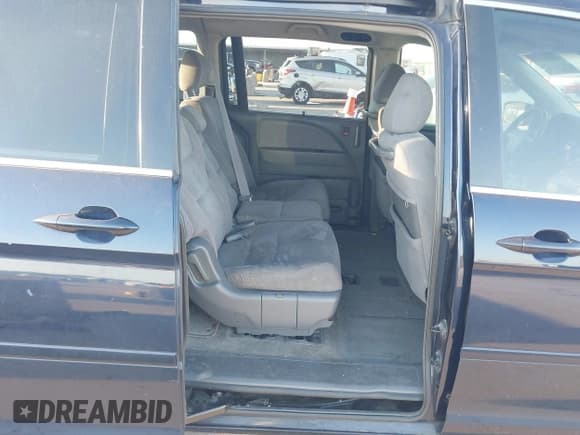 ✅ 2006 Honda Odyssey EX • VIN: 5FNRL38476B061041 • Лот: 43638518. Опубликован ранее на IAAI с пробегом 134 750 миль. Бесплатный доступ к архиву аукционных продаж из США и подробный отчёт об истории автомобиля на DreamBid. Изображение 8.