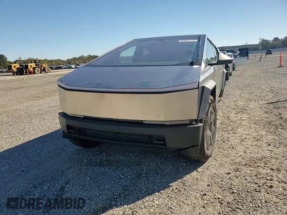 ✅ 2025 Tesla Cybertruck • VIN: 7G2CEHED8SA075410 • Lot: 82667115. Listed on Copart with 2,053 mi. Free auction sales archive from the USA and detailed vehicle history report at DreamBid. Image 13.