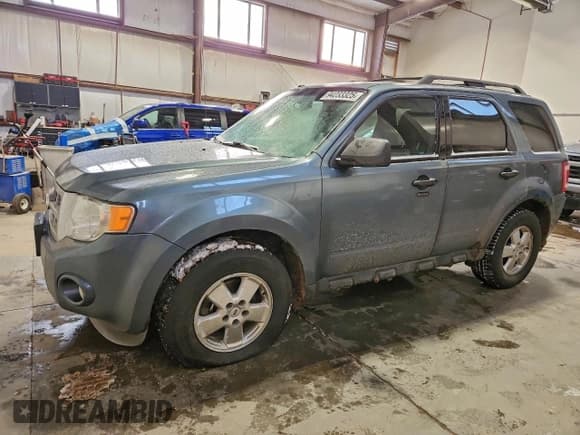 ✅ 2012 Ford Escape XLT • VIN: 1FMCU9DG6CKC49663 • Лот: 94233325. Опубликован ранее на Copart с пробегом 220 306 миль. Бесплатный доступ к архиву аукционных продаж из США и подробный отчёт об истории автомобиля на DreamBid. Изображение 1.