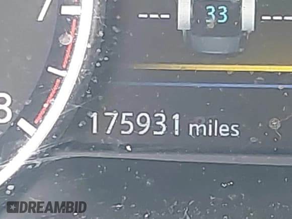 ✅ 2017 Nissan Maxima SL • VIN: 1N4AA6AP3HC441685 • Lot: 42236439. Listed on IAAI with 175,931 mi. Free auction sales archive from the USA and detailed vehicle history report at DreamBid. Image 18.