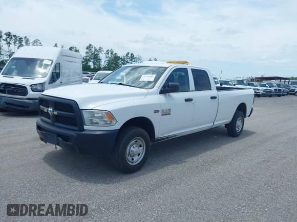 ✅ 2018 Ram 2500 Tradesman • VIN: 3C6TR4HT5JG282231 • Лот: 42528906. Опубликован ранее на IAAI с пробегом 116 598 миль. Бесплатный доступ к архиву аукционных продаж из США и подробный отчёт об истории автомобиля на DreamBid. Изображение 2.