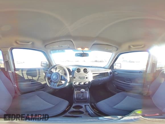 ✅ 2016 Jeep Patriot Sport • VIN: 1C4NJRBB2GD781869 • Лот: 90757055. Опубликован ранее на Copart с пробегом 108 261 миль. Бесплатный доступ к архиву аукционных продаж из США и подробный отчёт об истории автомобиля на DreamBid. Изображение 14.