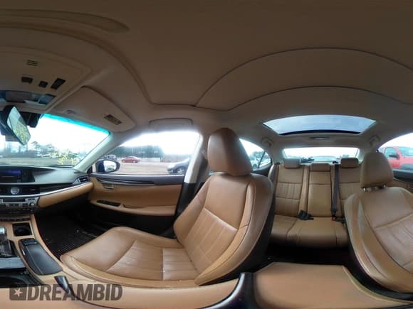 ✅ 2017 Lexus ES 350 • VIN: 58ABK1GG7HU061222 • Lot: 43787639. Listed on IAAI with 106,891 mi. Free auction sales archive from the USA and detailed vehicle history report at DreamBid. Image 18.