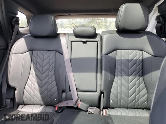 ✅ 2024 Kia Sportage X-Line • VIN: KNDPYDDH5R7171720 • Lot: 59400885. Listed on Copart with 12,173 mi. Free auction sales archive from the USA and detailed vehicle history report at DreamBid. Image 10.