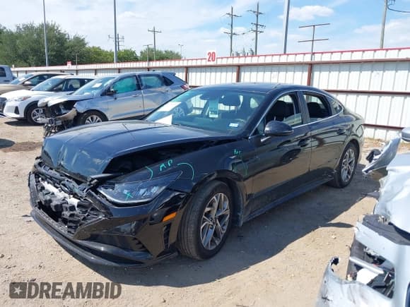 ✅ 2021 Hyundai Sonata SEL • VIN: 5NPEL4JA8MH088056 • Lot: 43325321. Listed on IAAI with 37,029 mi. Free auction sales archive from the USA and detailed vehicle history report at DreamBid. Image 2.