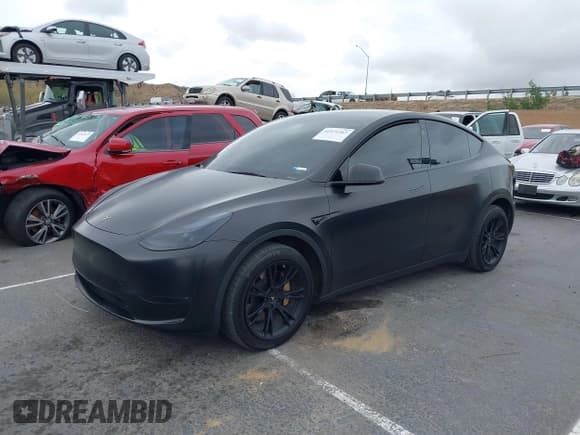 ✅ 2023 Tesla Model Y Long Range • VIN: 7SAYGDEE2PF811100 • Lot: 41571267. Wystawiony na IAAI z przebiegiem 56 369 mil. Bezpłatny archiwum sprzedaży aukcyjnych z USA i szczegółowy raport historii pojazdu na DreamBid. Zdjęcie 14.